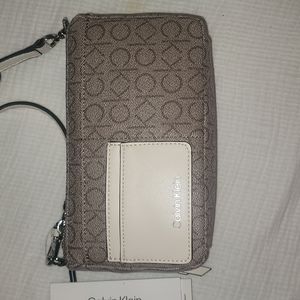 Calvin Klein Crossbody purse